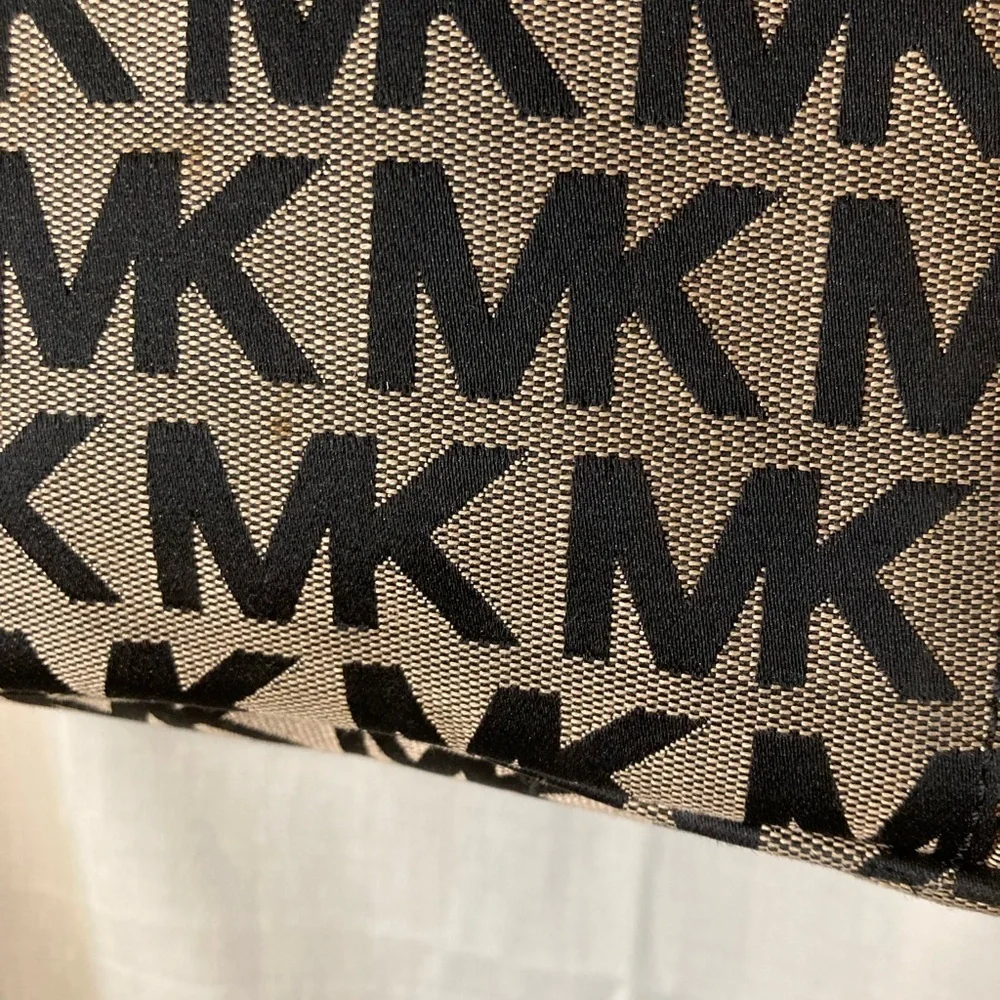 Michael Kors Signature Tote LOGO SHOULDERBAG MK